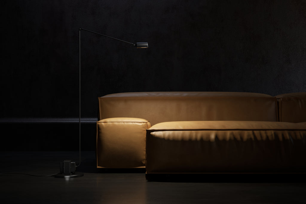 Daphine Floor Light By Lumina