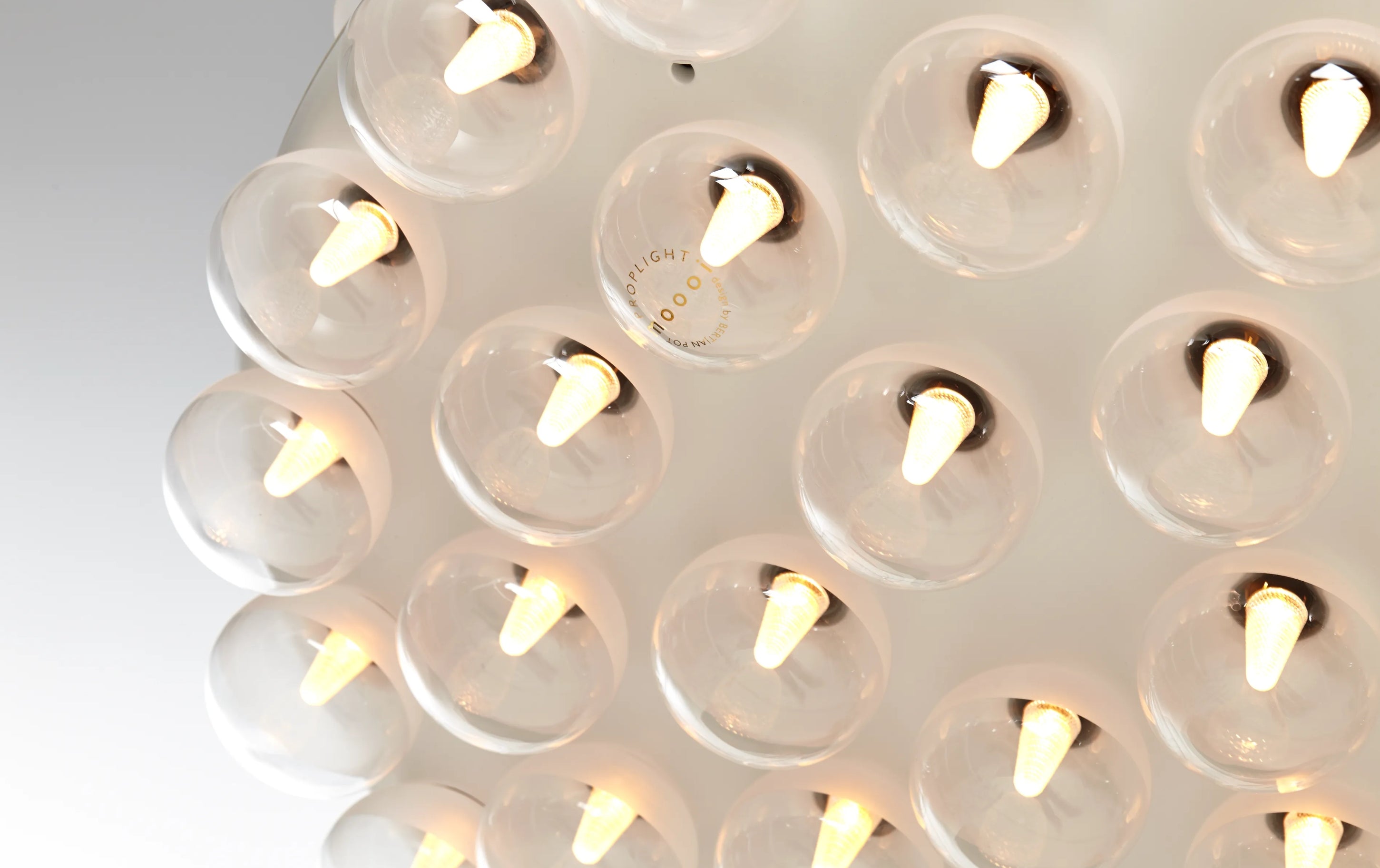 Prop Light Suspended By Moooi
