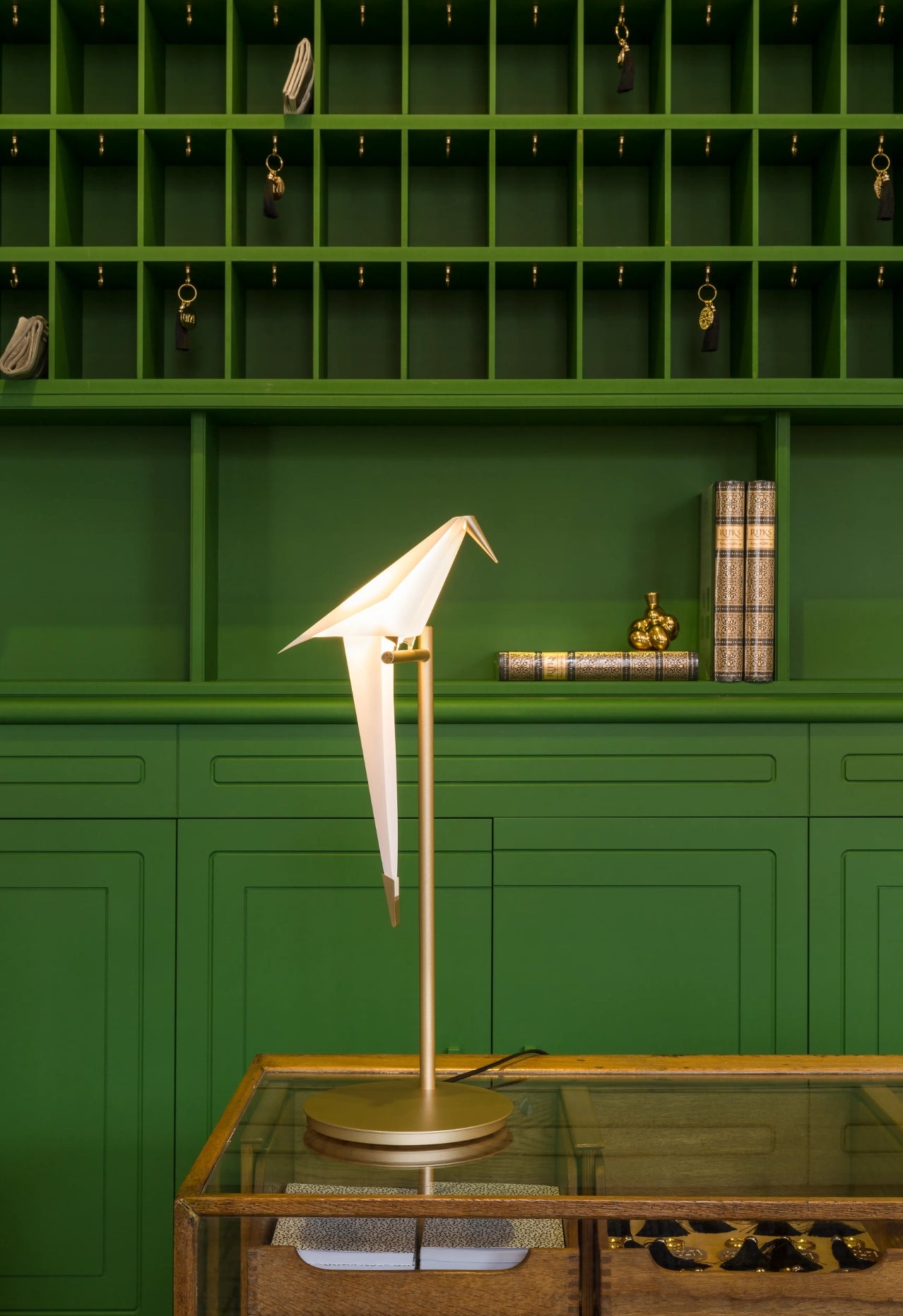 Perch Light Table By Moooi