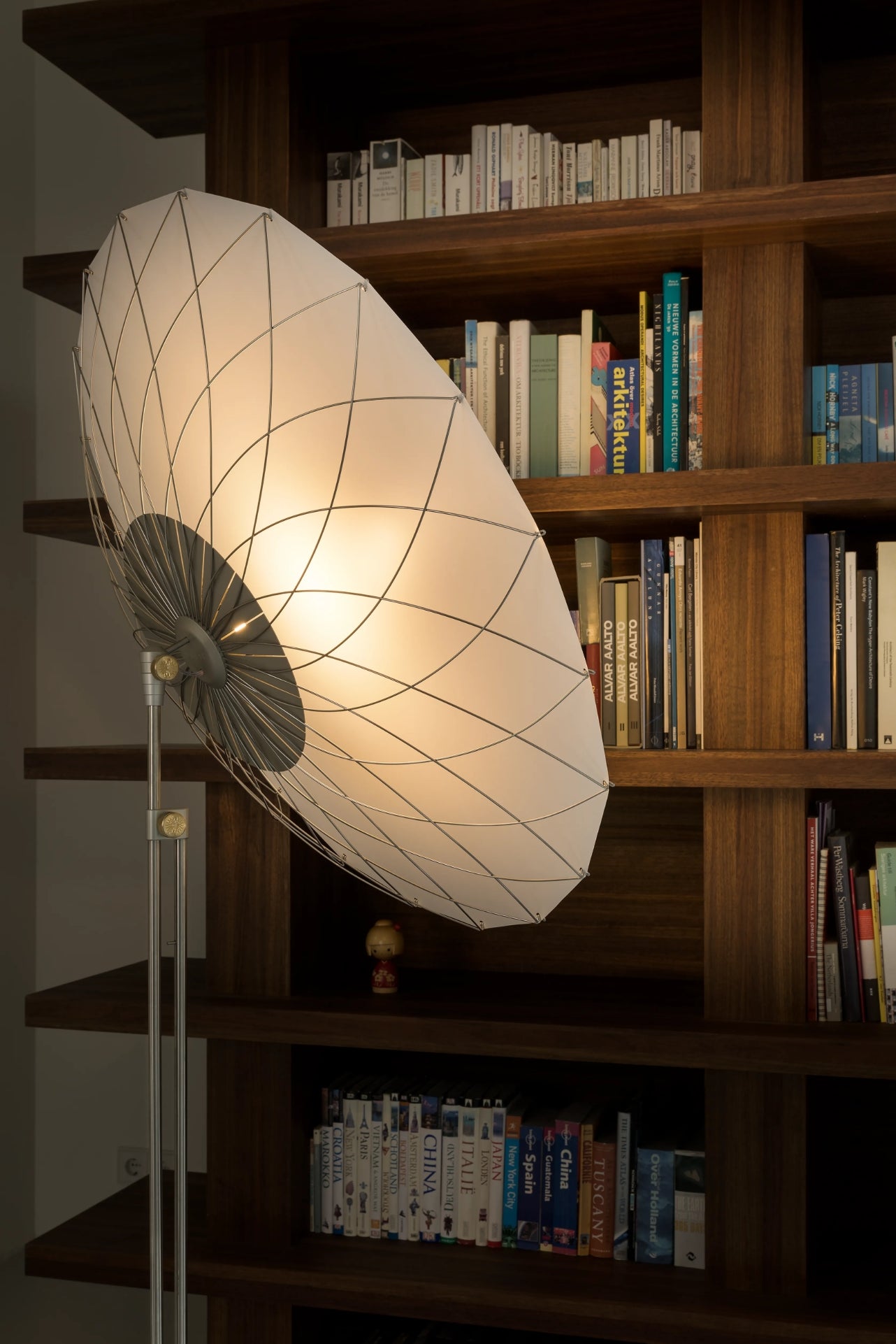Filigree Floor Lamp By Moooi