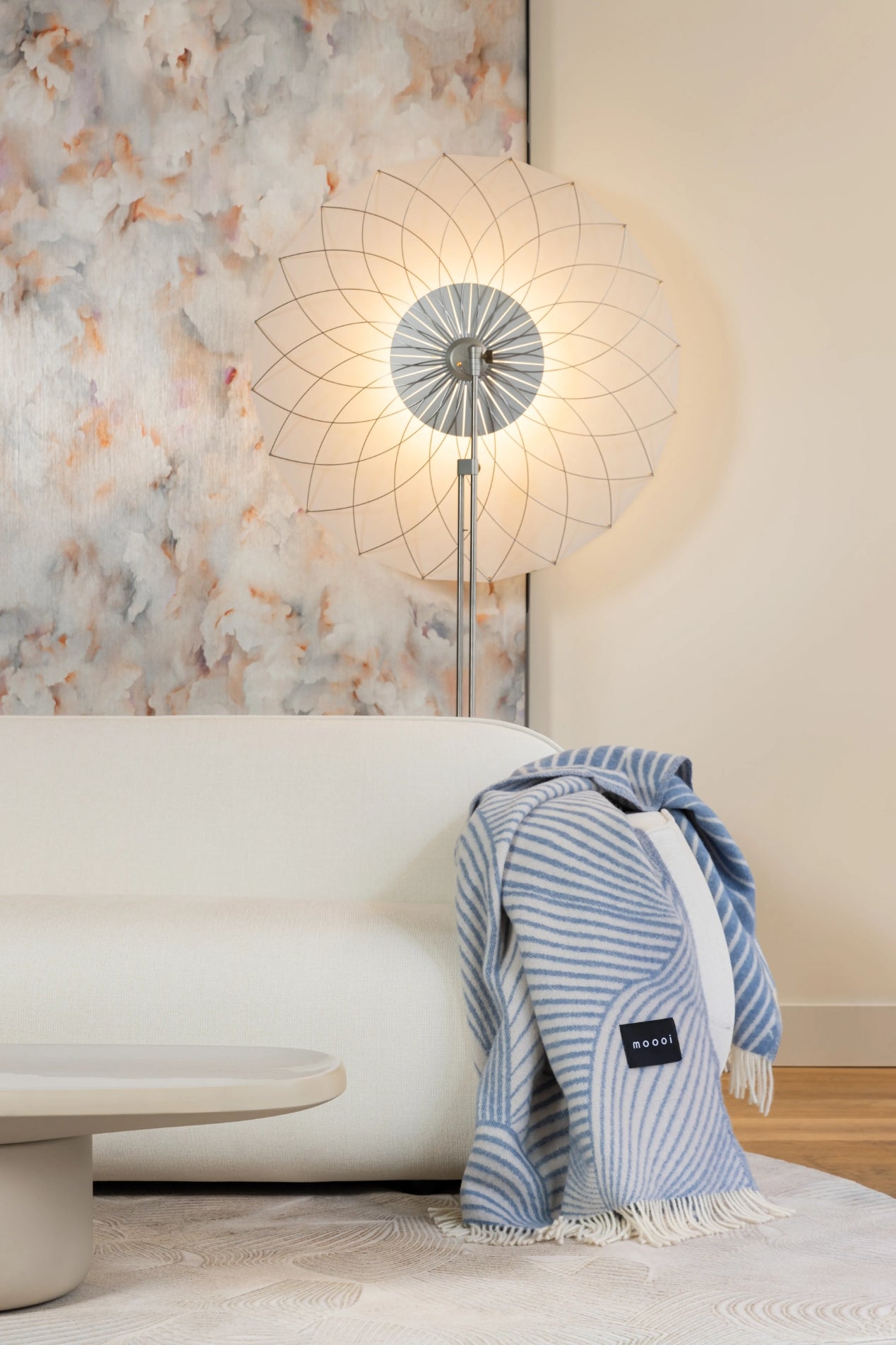 Filigree Floor Lamp By Moooi