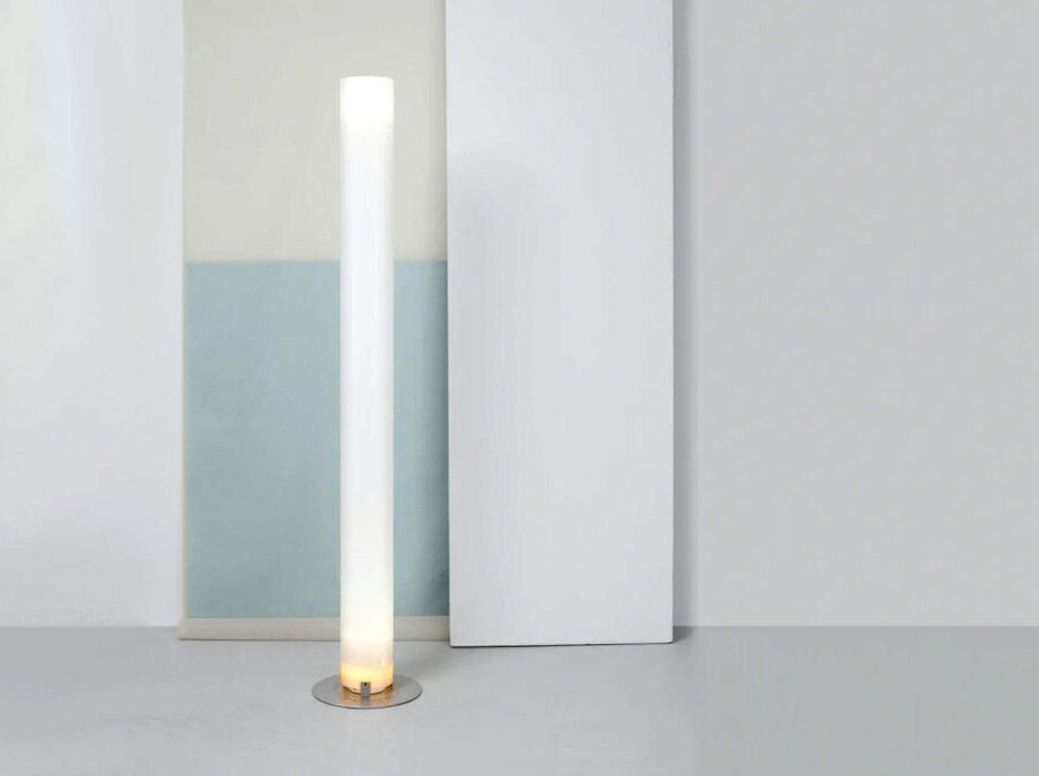 Stylos By FLos