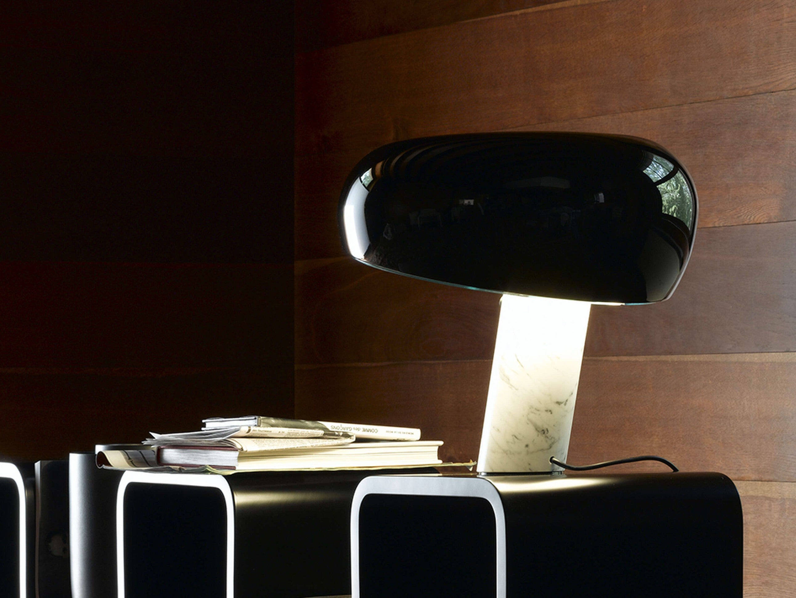 Snoopy Black By Flos